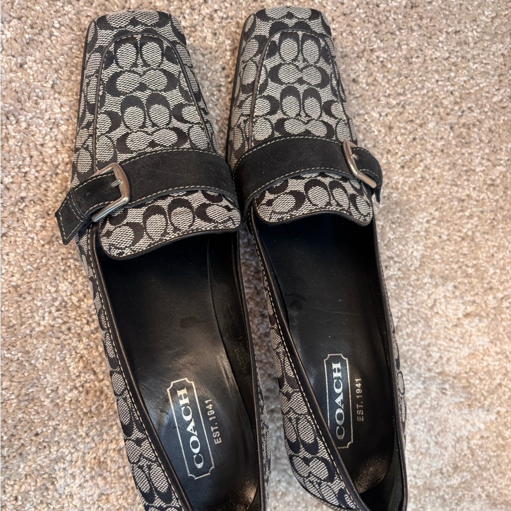 Coach Women's Black and Cream Patterned Loafers